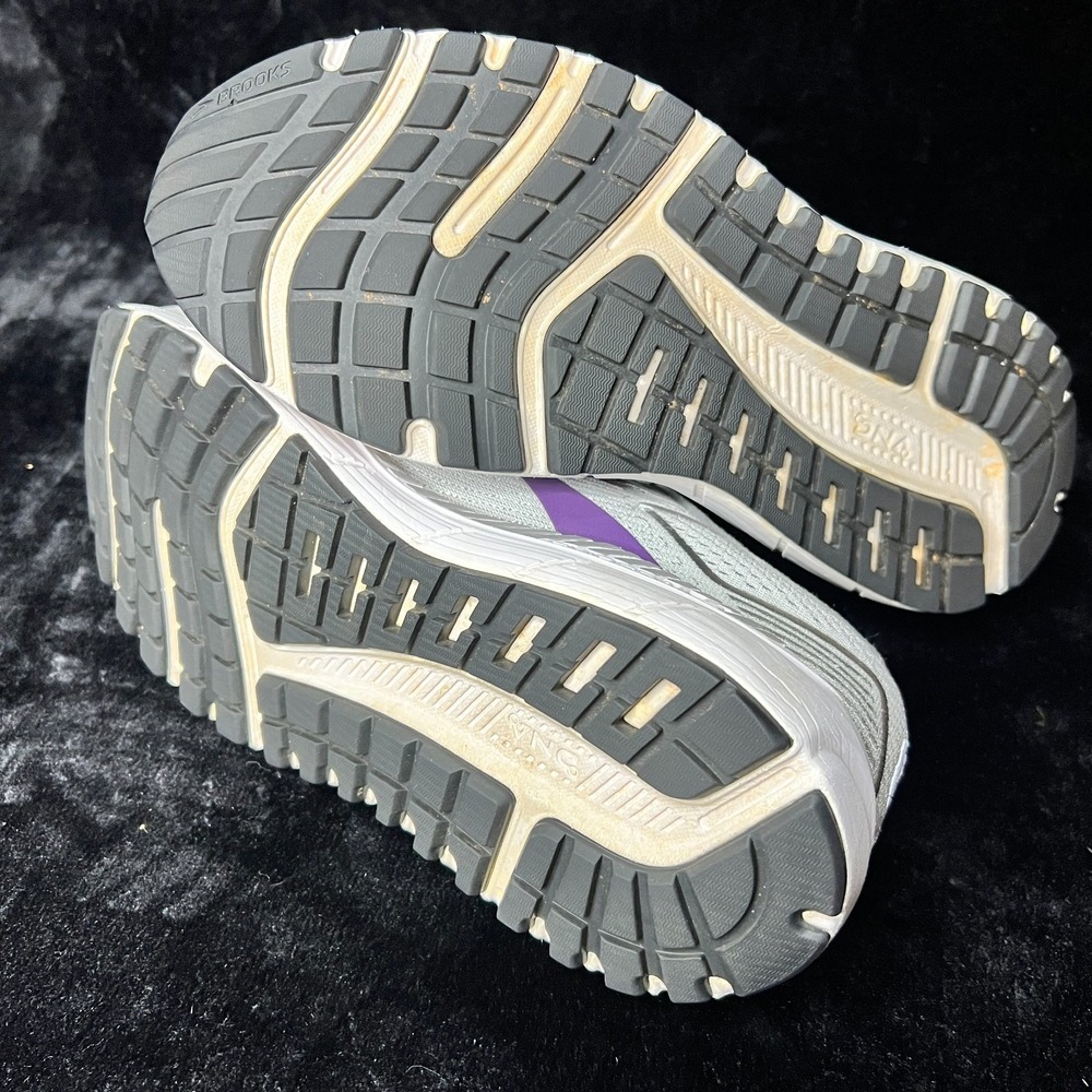 Brooks Ariel 20 1203151B009 Womens 10 B Running Shoes Oyster Alloy Grape Sneaker - Picture 6 of 8